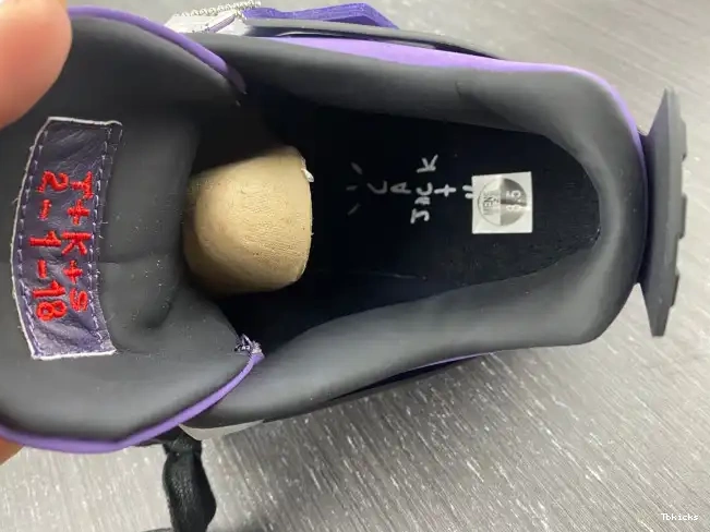 Rep TBK 4 Family) Jordan Retro Scott Travis 766296 Purple (Friends and LN4 0618